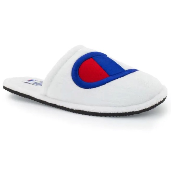 🎄 Champion Slippers NIB 🎄 - Picture 4 of 11